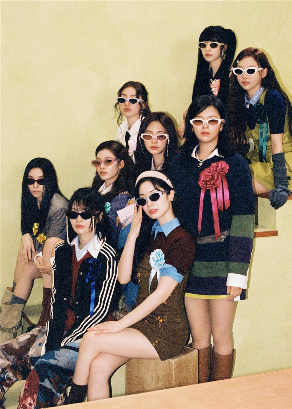 TWICE : Gallery